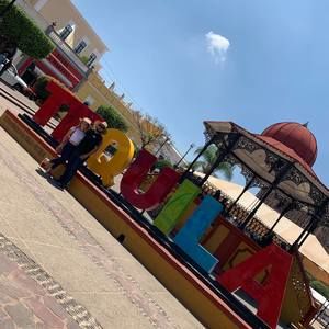 Meet your Posher, Javier